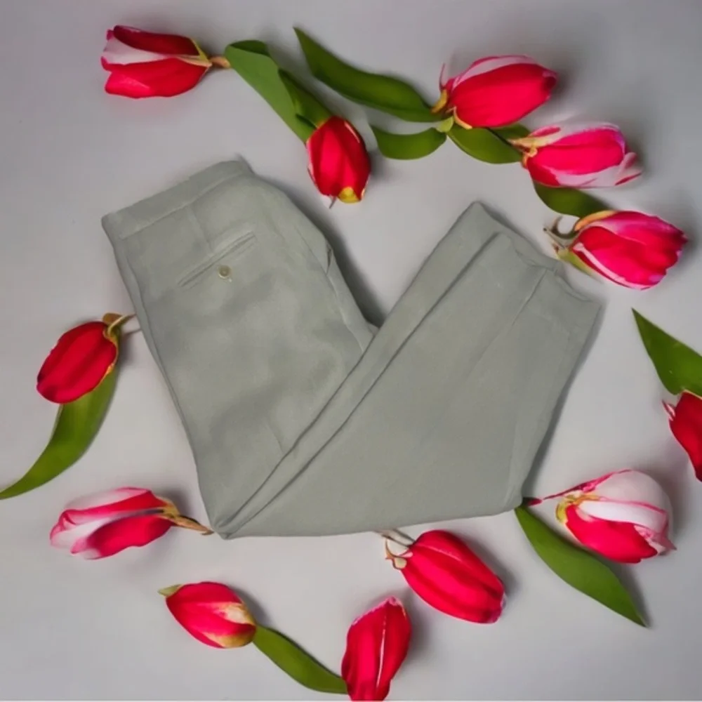 ⭐️ 80s tan slacks - Picture 3 of 3